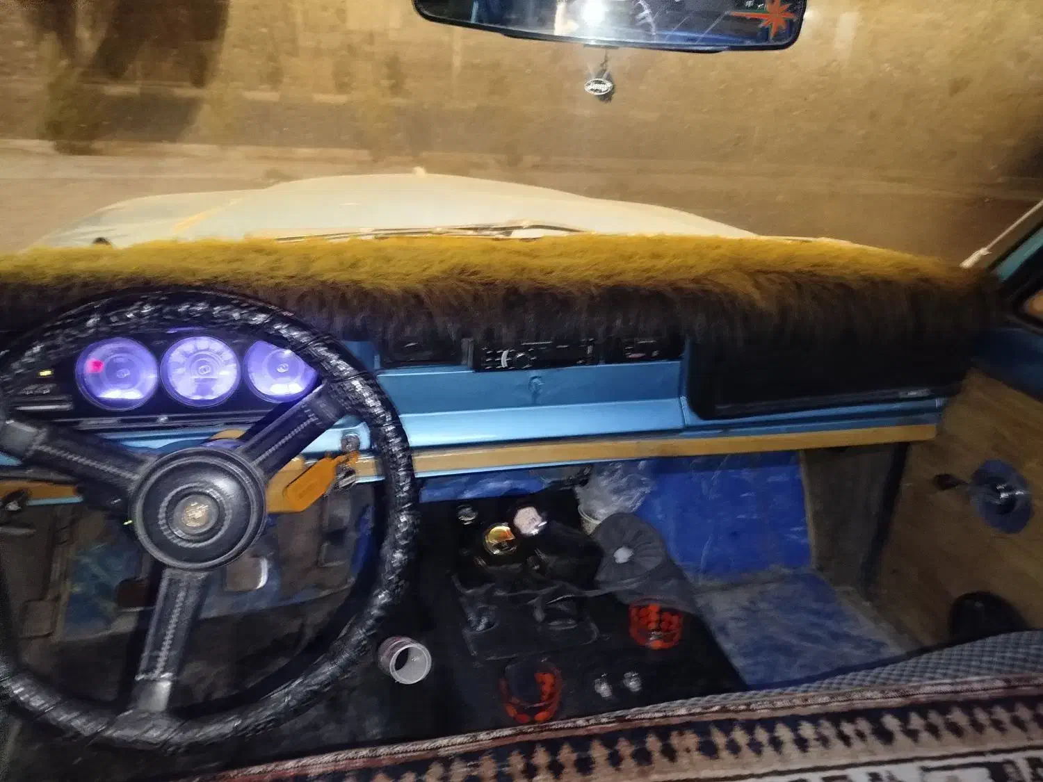 جیپ آهو ۶۴|خودرو کلاسیک|پرند, فاز ۳|دیوار