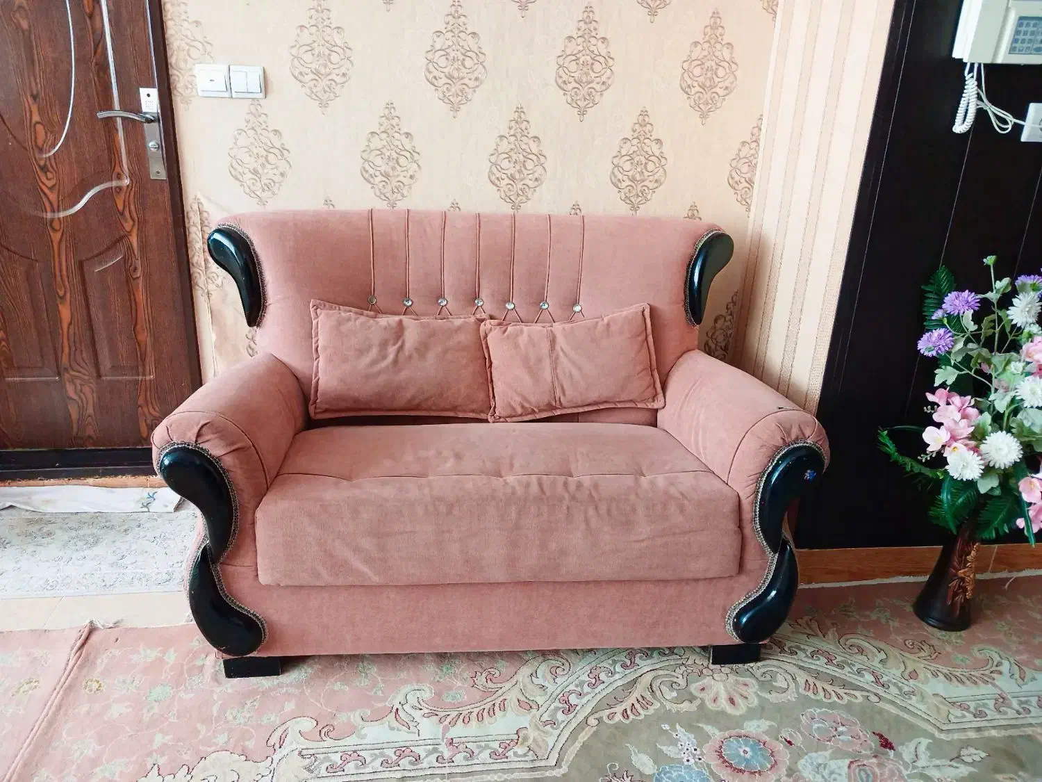 مبل محکم و مقاوم|مبلمان خانگی و میز عسلی|تربتحیدریه, طالقانی|دیوار