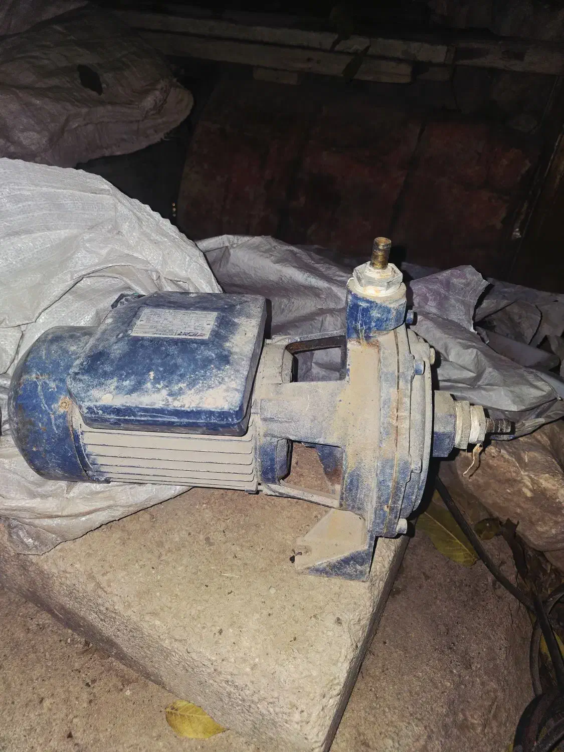 پمپ اب ۲اسب|مصالح و تجهیزات ساختمان|لردگان, |دیوار