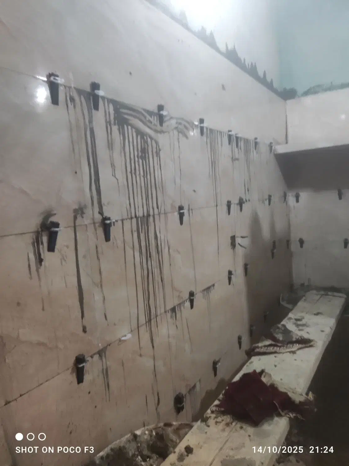 کاشی سرامیک داخلی و دکوراسیون|خدمات پیشه و مهارت|لامرد, |دیوار