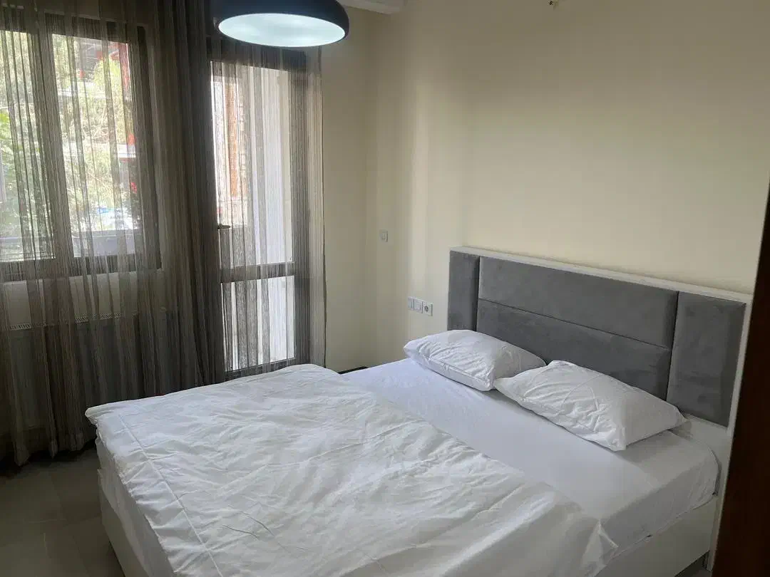 *آپارتمان ۲خواب و ۳ خواب لوکس*|اجارهٔ کوتاهمدت آپارتمان و سوئیت|شیراز, دینکان|دیوار