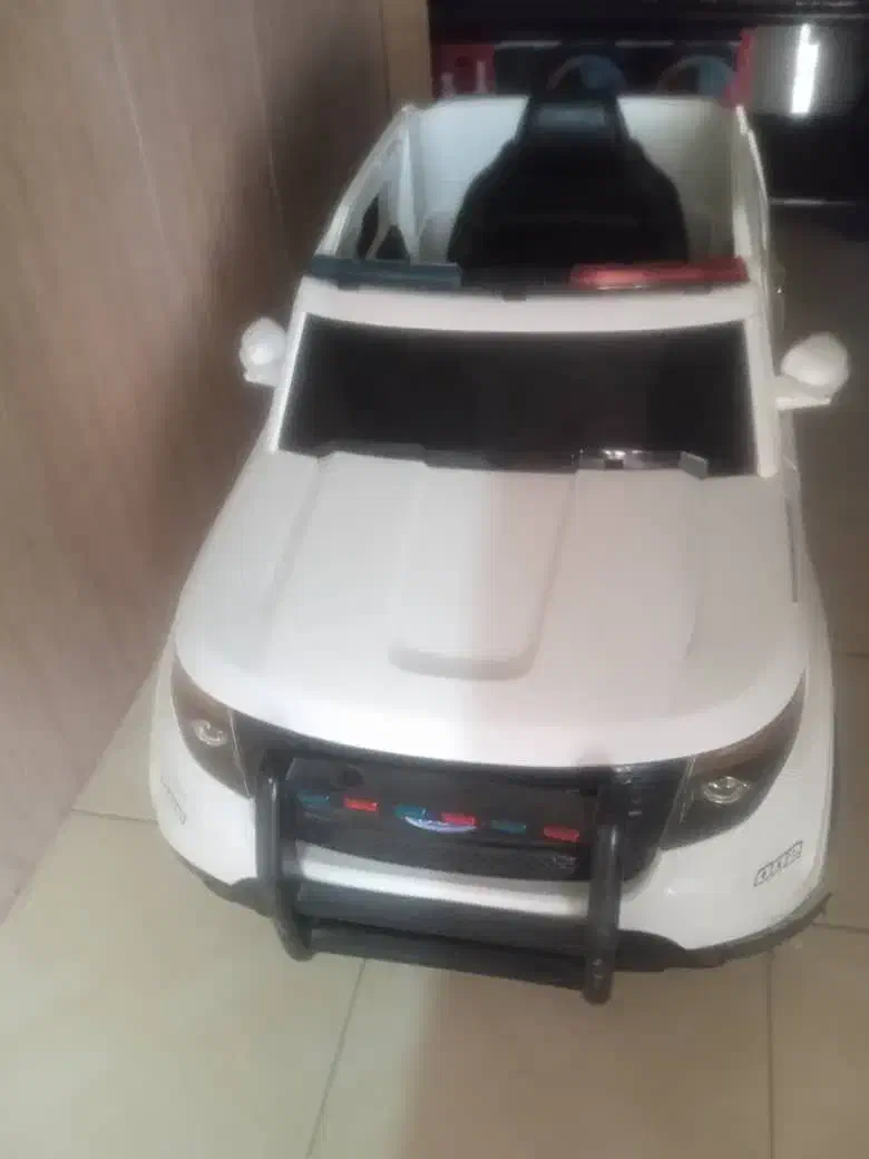 ماشین شارژی دوموتوره|اسباب و اثاث بچه|مسجد سلیمان, |دیوار