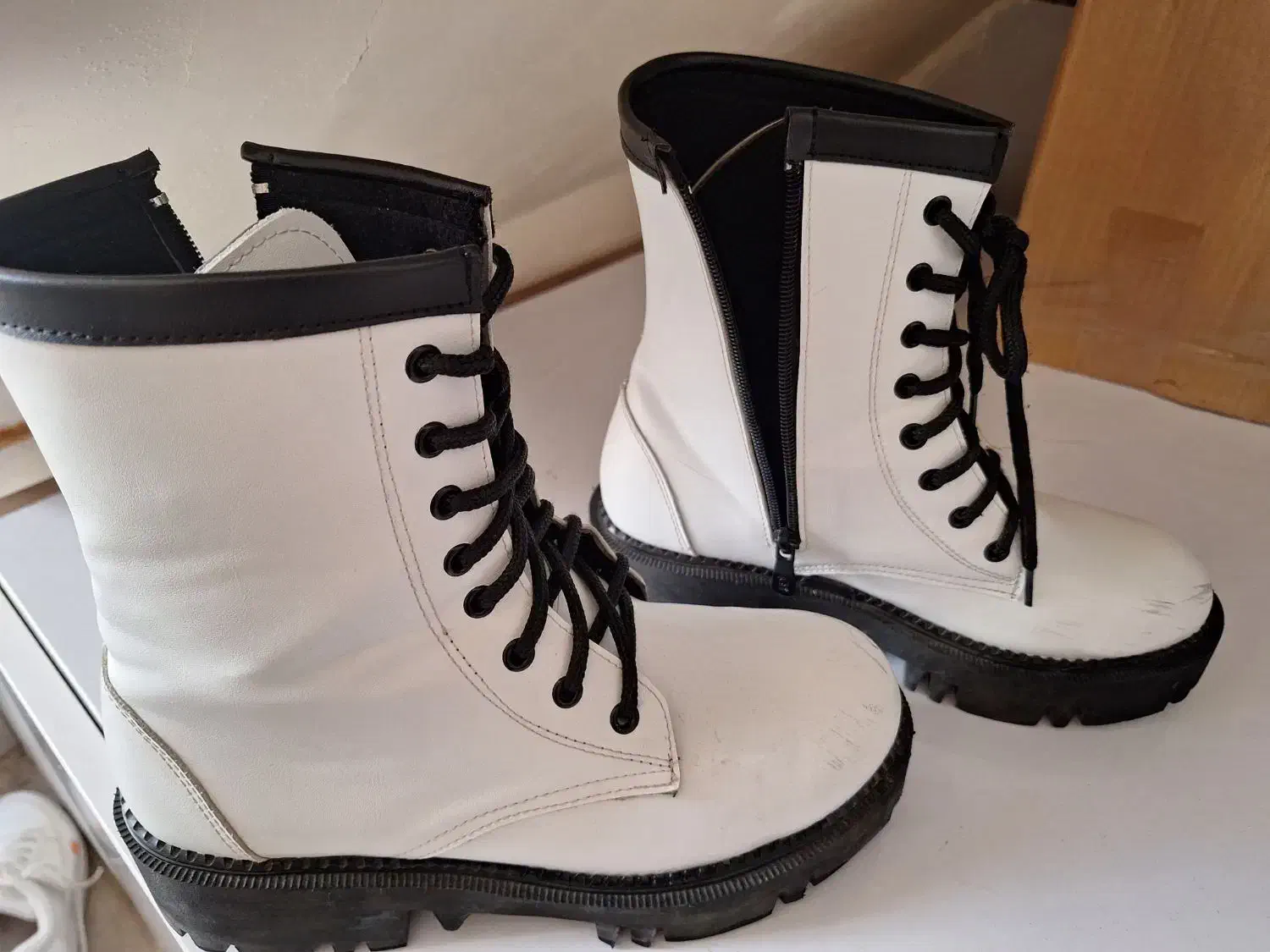 بوت دخترونه|کفش و لباس بچه|دامغان, |دیوار