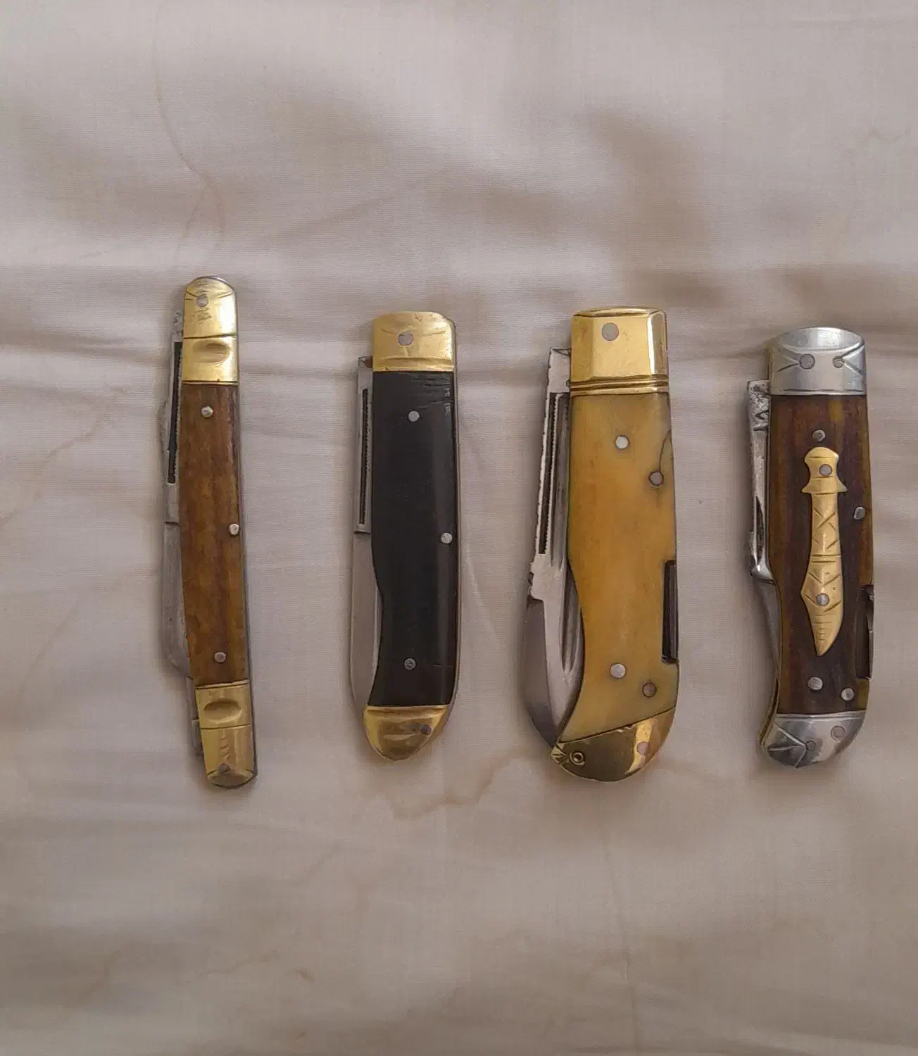 چاقو|کلکسیون اشیاء عتیقه|زنجان, |دیوار