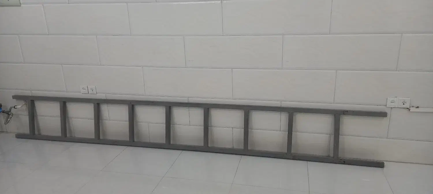 یک عدد نردبان آهنی آکبند|ابزارآلات|پیشوا, |دیوار