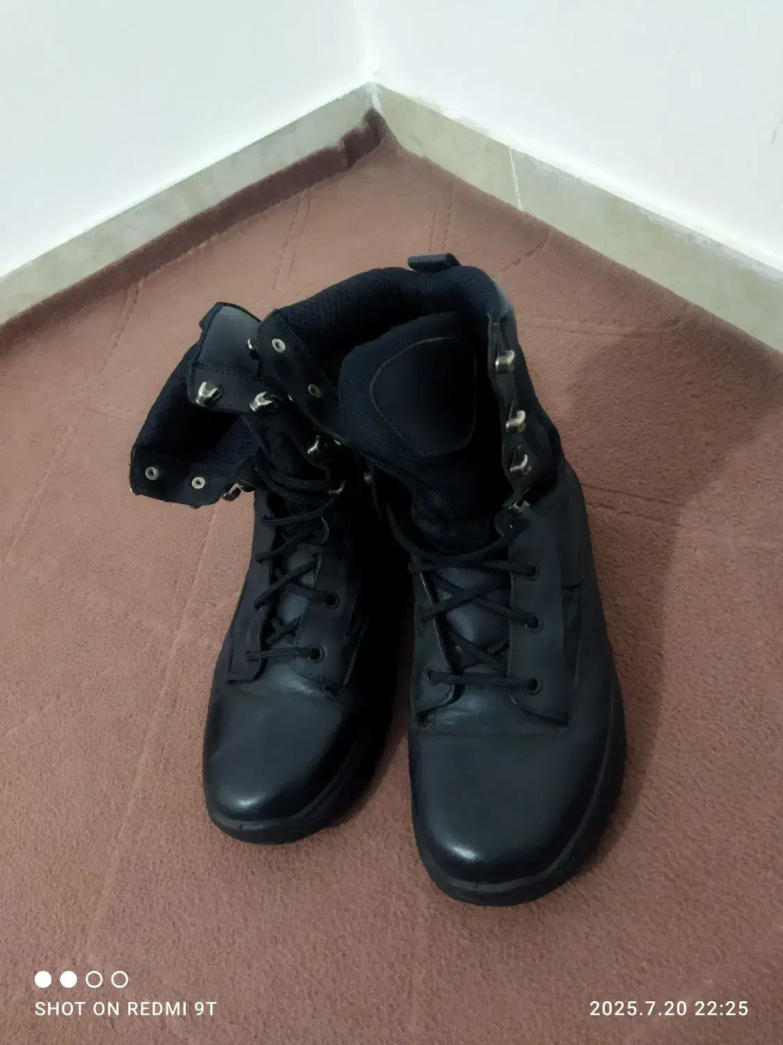 پوتین ارک|کیف، کفش، کمربند|سقز, |دیوار