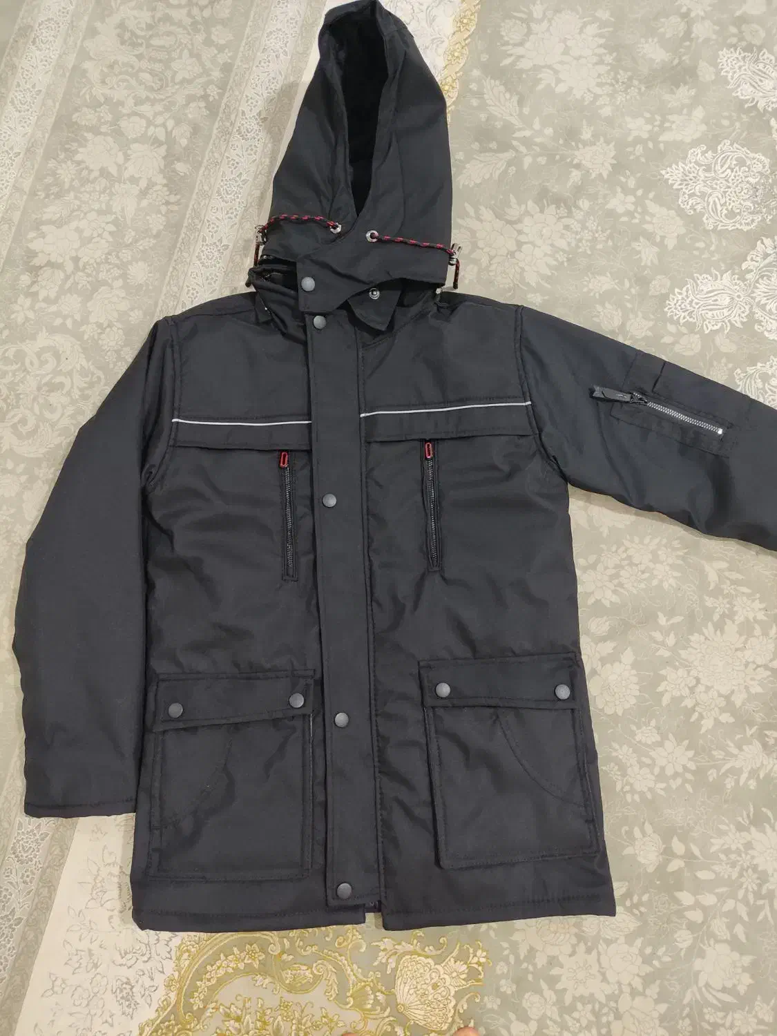 کاپشن|لباس|شیراز, طلاب|دیوار