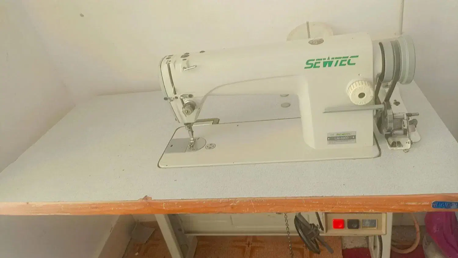 چرخ خیاطی صنعتی دست دوم در حد نو|چرخ خیاطی و ریسندگی|فیروزآباد (فارس), |دیوار