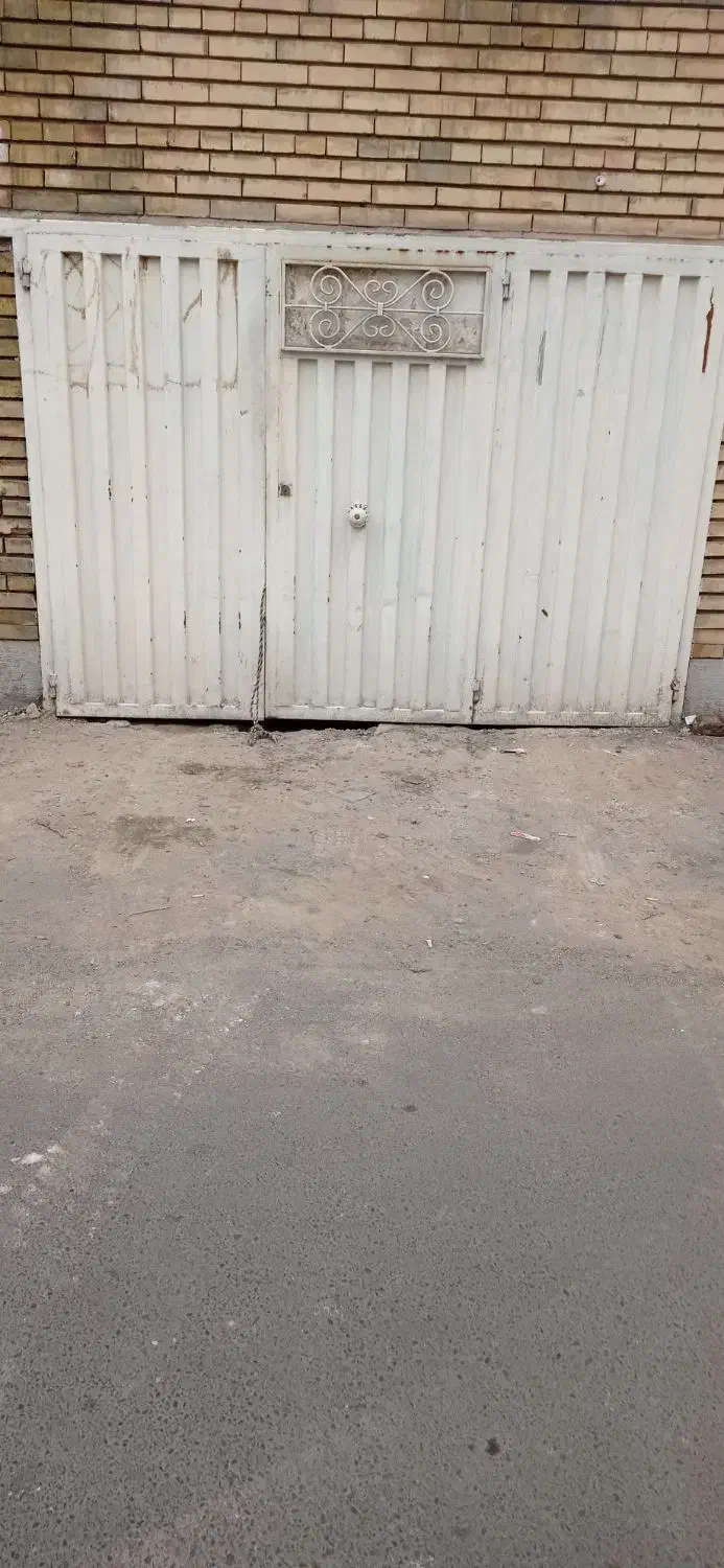 درب پارکینگ|مصالح و تجهیزات ساختمان|تبریز, |دیوار