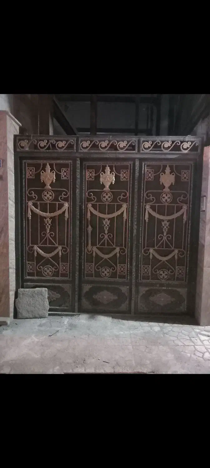 در حیاط ۳ تیکه گل دار زیبا|مصالح و تجهیزات ساختمان|پاکدشت, حصار امیر|دیوار