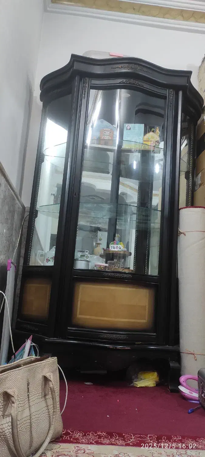 بوفه|بوفه، ویترین، کنسول|مشهد, خواجه ربیع|دیوار