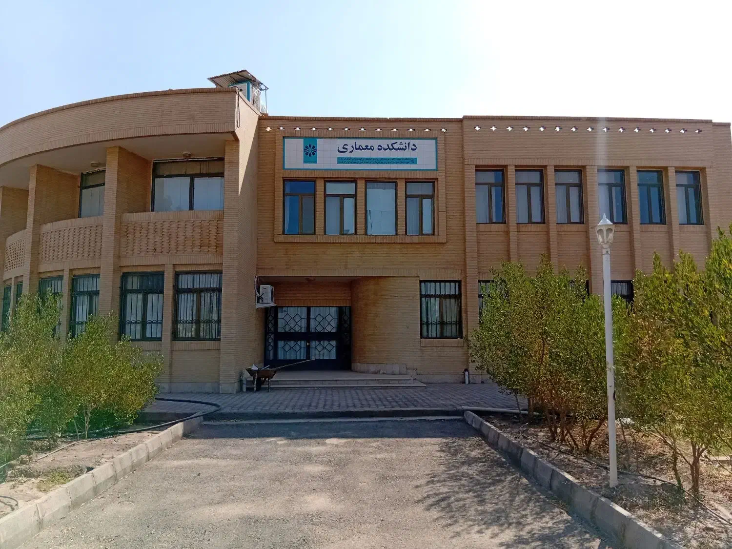 رنگ آمیزی گیلانی|خدمات پیشه و مهارت|بم, |دیوار