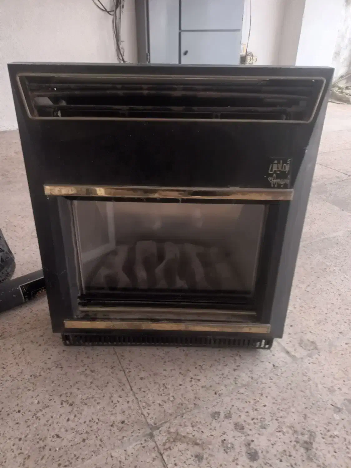 بخاری گازی دیواری|بخاری، هیتر، شومینه|بندر انزلی, معلم|دیوار