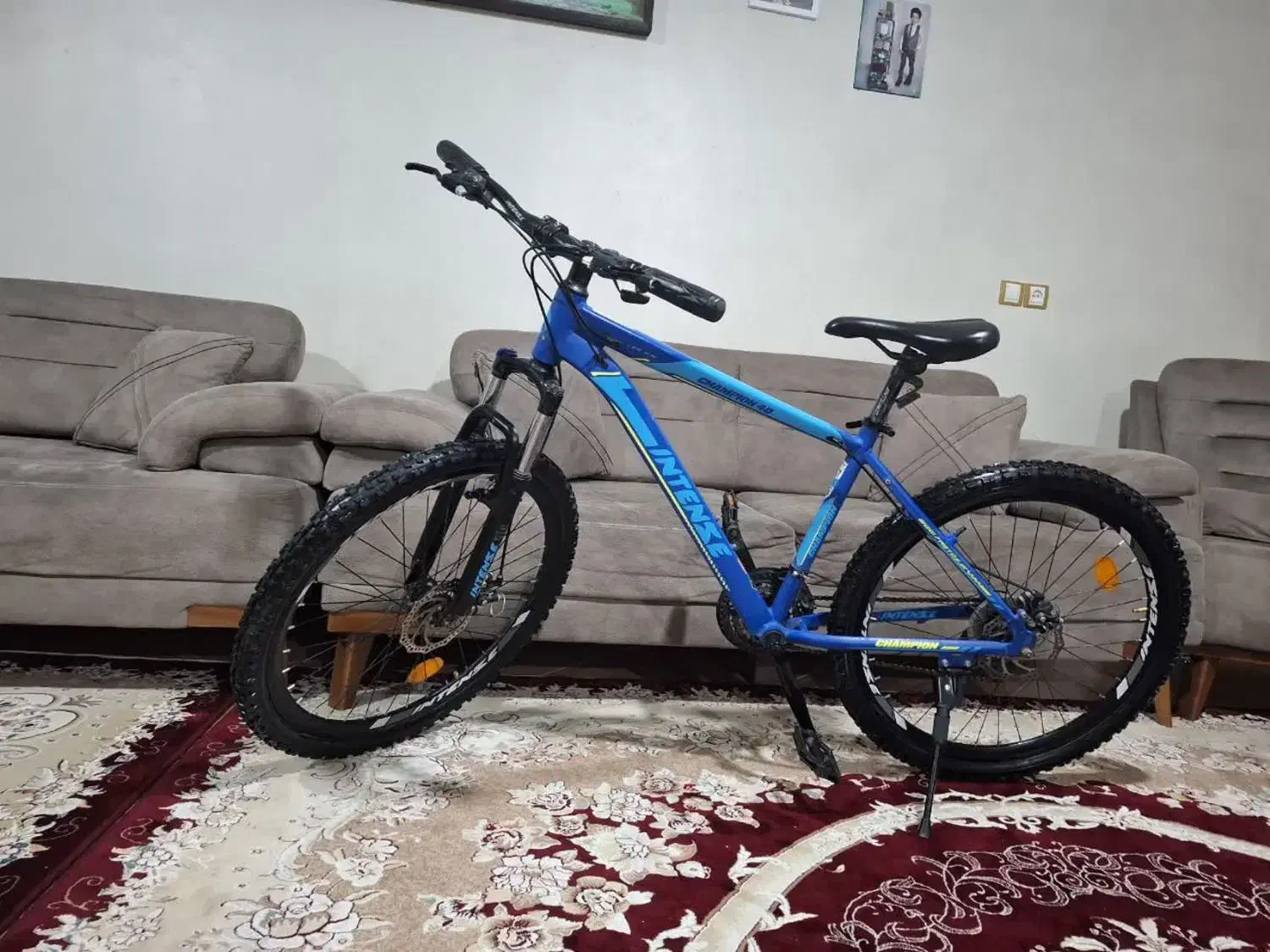 دوچرخه ۲۶|دوچرخه، اسکیت، اسکوتر|هشتگرد, هشتگرد قدیم|دیوار