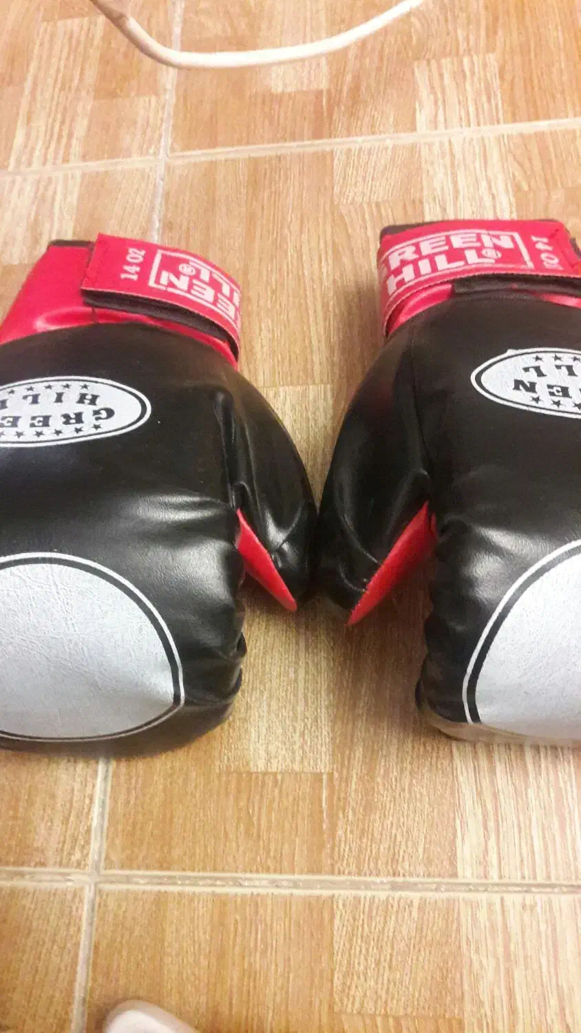 دستکش بوکس|تجهیزات ورزشی|ارومیه, |دیوار