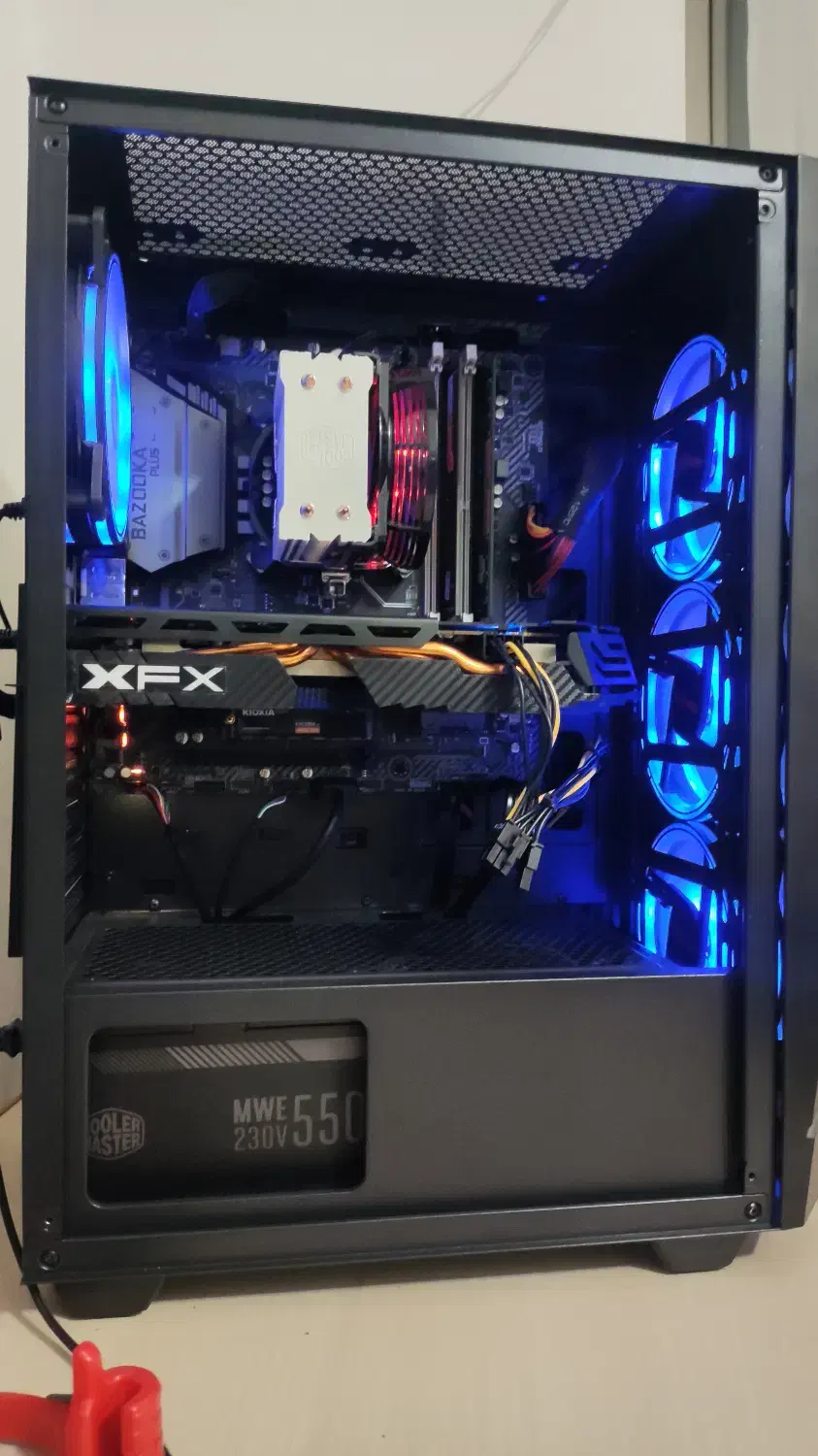 کیس گیمینگ|رایانه رومیزی|بناب, |دیوار