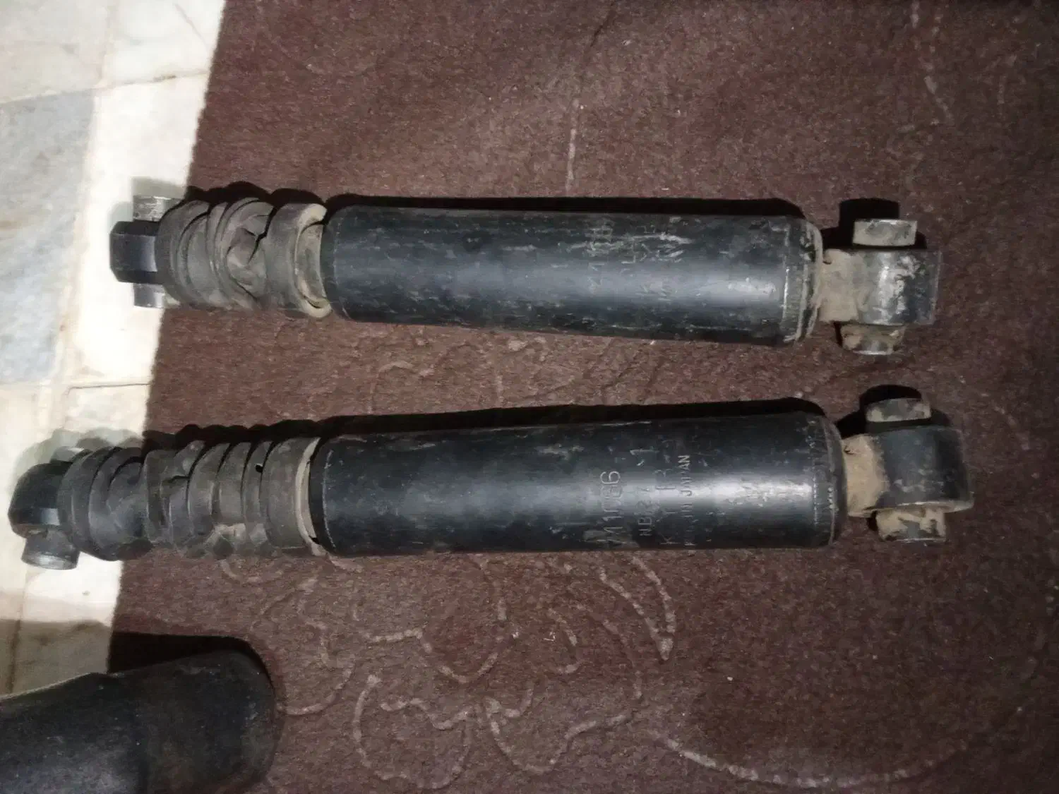 کمک پژو پوسته خواب|قطعات یدکی و لوازم جانبی|قروه, |دیوار