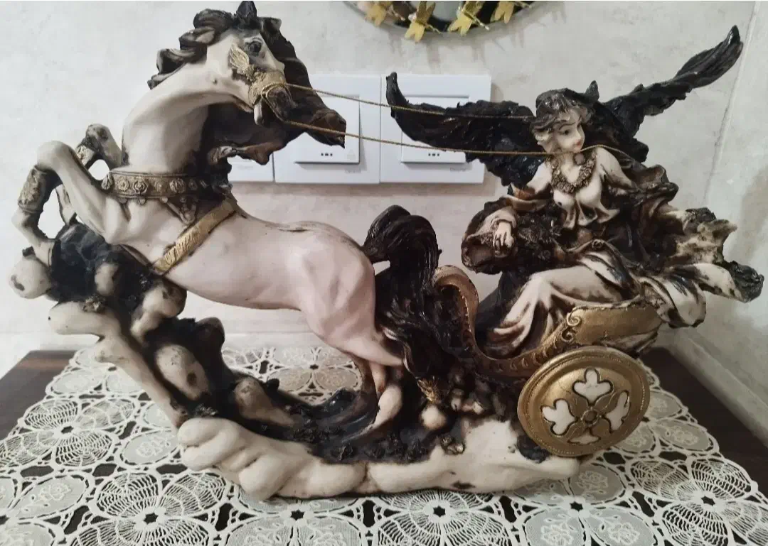 مجسمه های پلی استر|مجسمه، تندیس، ماکت|الیگودرز, |دیوار