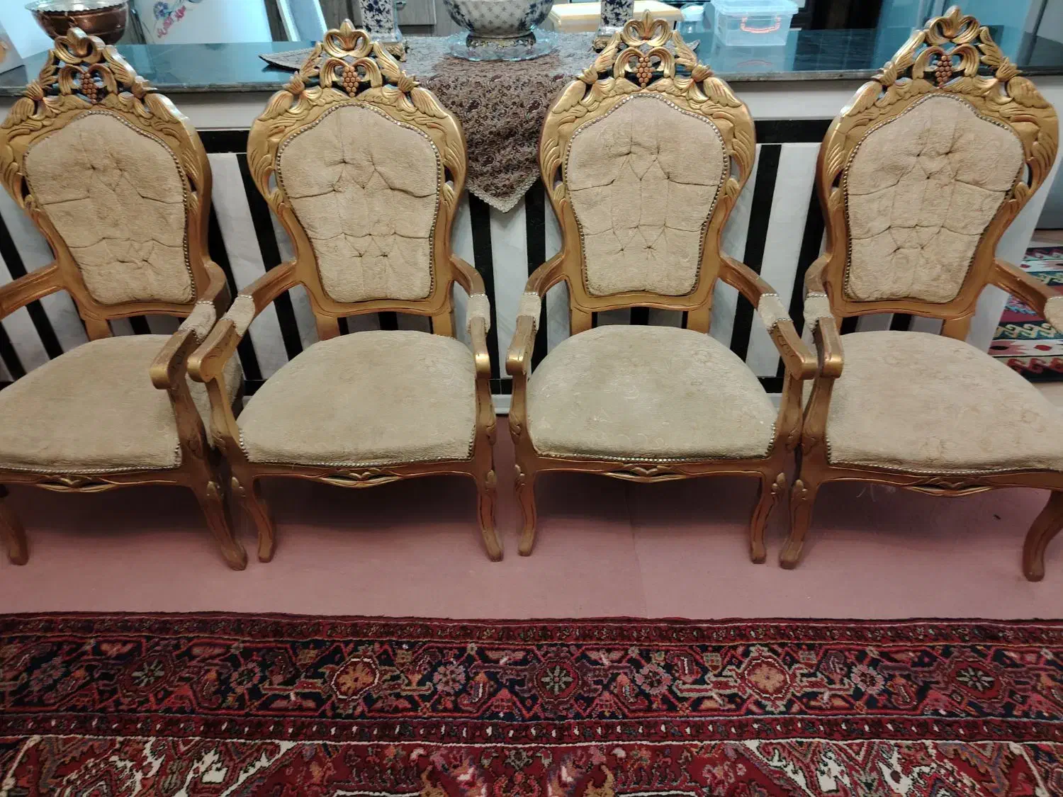 چهار عدد صندلی مبل|مبلمان خانگی و میز عسلی|بناب, |دیوار
