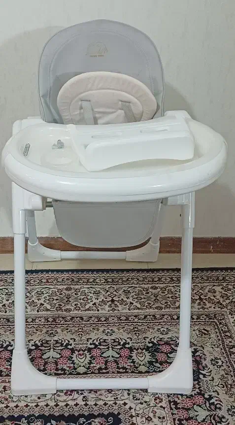 صندلی غذای کودک babycare|تخت و صندلی بچه|تهران, شوش|دیوار
