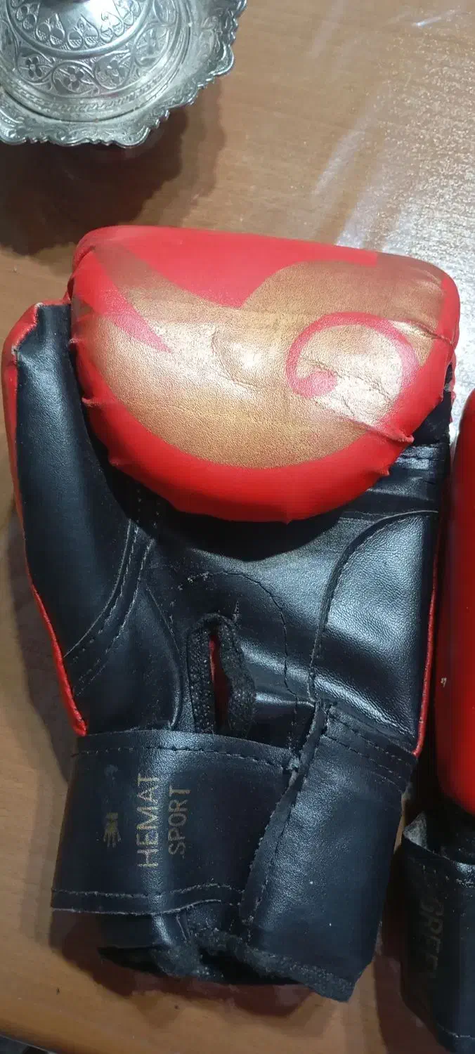 دستکش ووشو|تجهیزات ورزشی|هشتگرد, شهرک آپادانا|دیوار