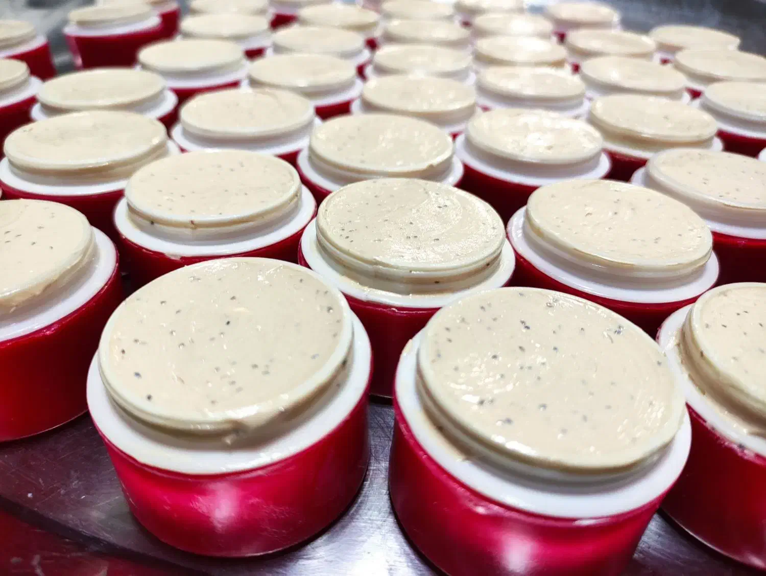 کرم ضد لک گیاهی وی ای پی|آرایشی، بهداشتی، درمانی|ایلام, |دیوار