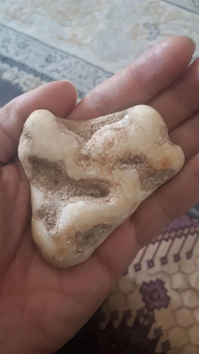 سنگ کوارتز|کلکسیون اشیاء عتیقه|ایلام, |دیوار