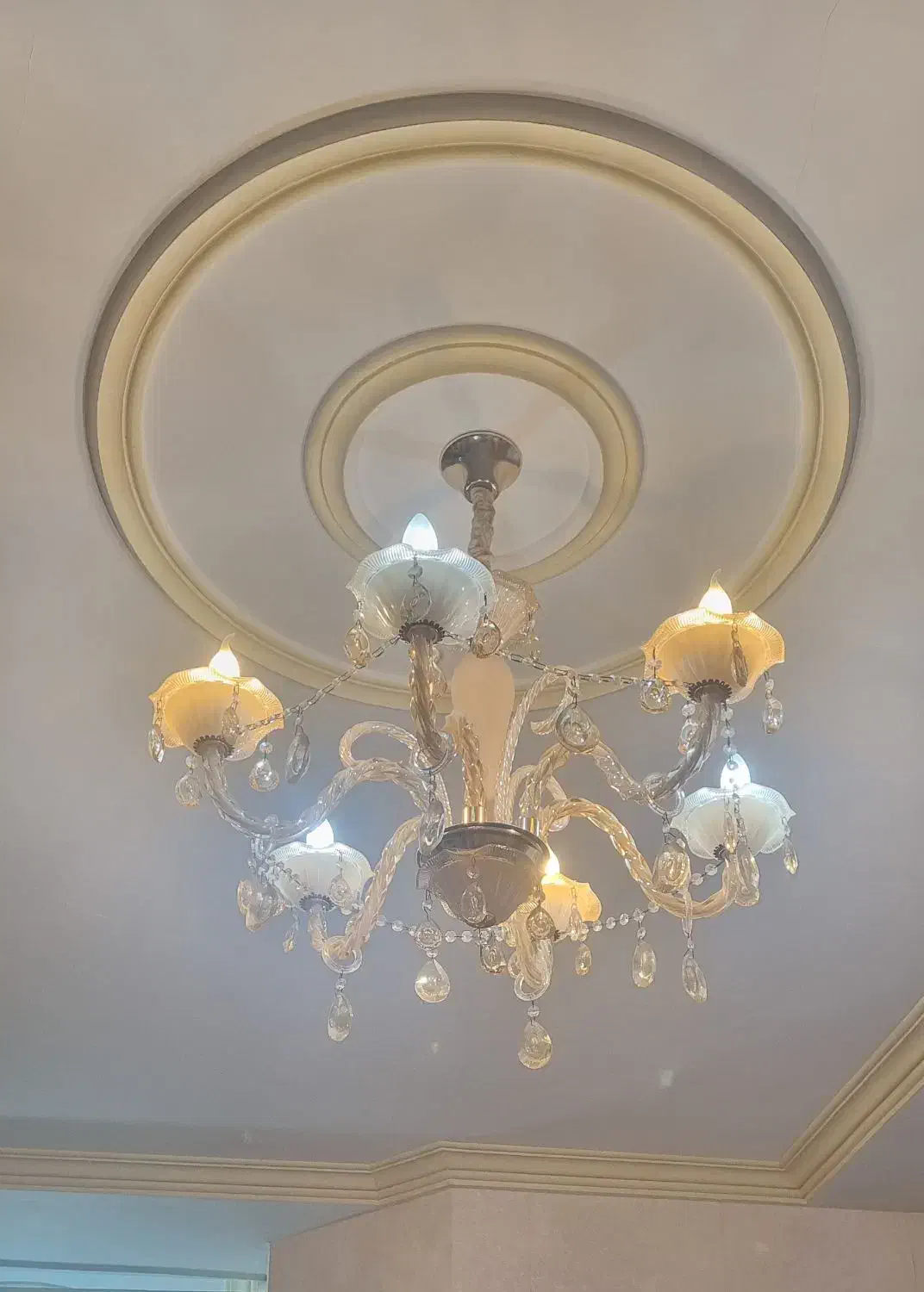 لوستر شاخه ی کریستالی|لوستر و چراغ آویز|بندر انزلی, آذربایجان|دیوار