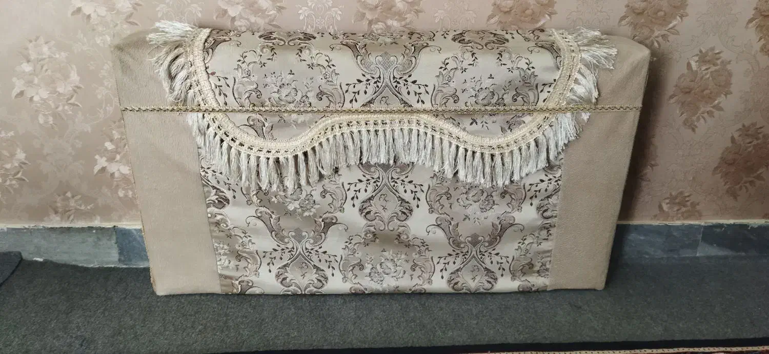 یک جفت پشتی کاملا سالم|پشتی|تبریز, |دیوار