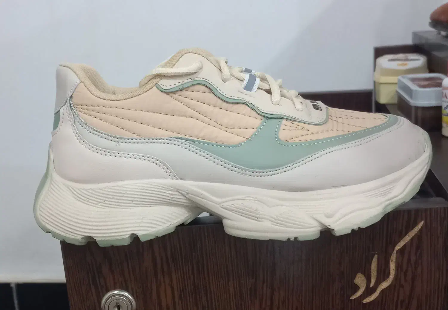 کفش اسپرت سایز ۳۸|کیف، کفش، کمربند|یاسوج, |دیوار