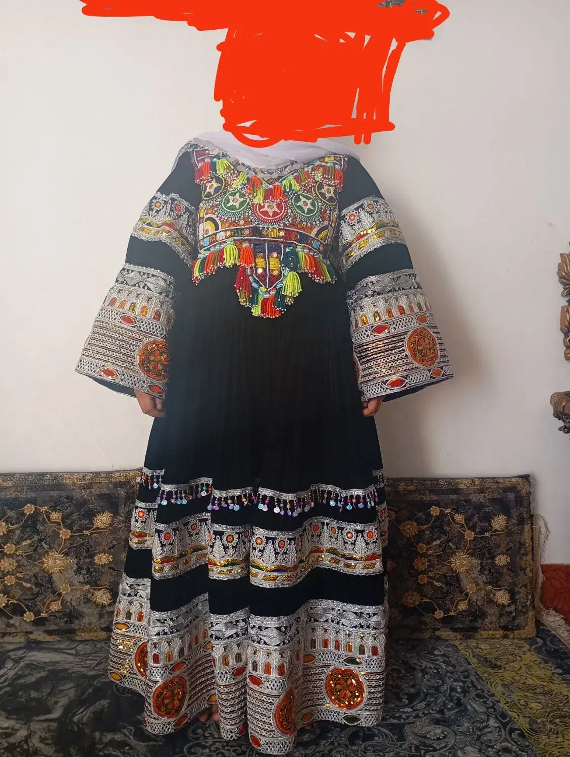 لباس محلی|لباس|تربت‌حیدریه, منصوریه|دیوار