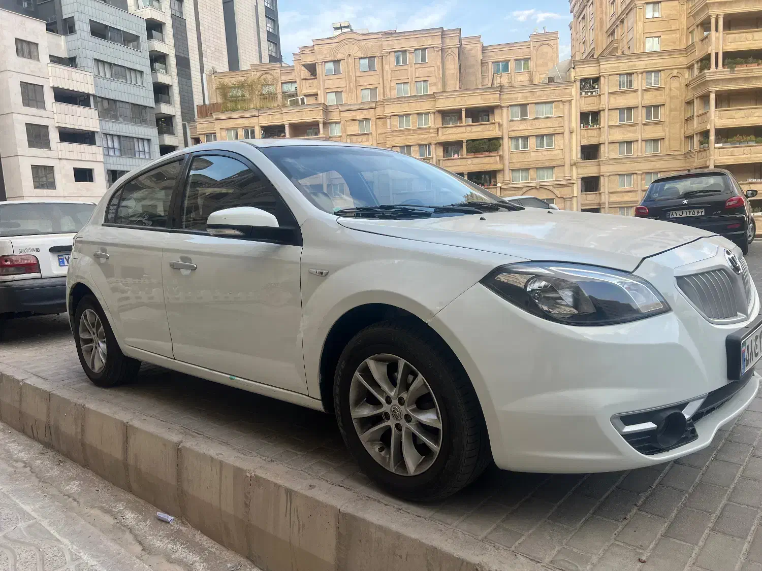 فروش برلیانس h 320|خودرو سواری و وانت|شیراز, کوی وحدت|دیوار