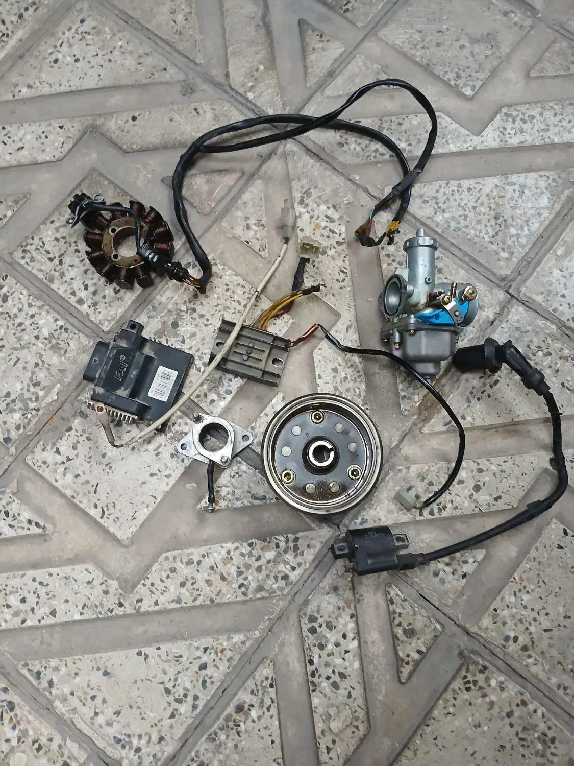 لوازم موتور هندا 125در حد|قطعات یدکی و لوازم جانبی|کرج, خرمدشت|دیوار