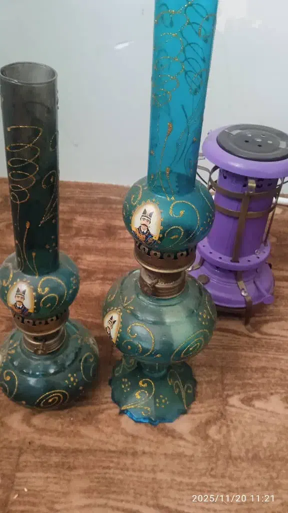 لامپا شیشه ای یکی نو یکی دست دوم|لامپ و چراغ|نگین شهر, |دیوار