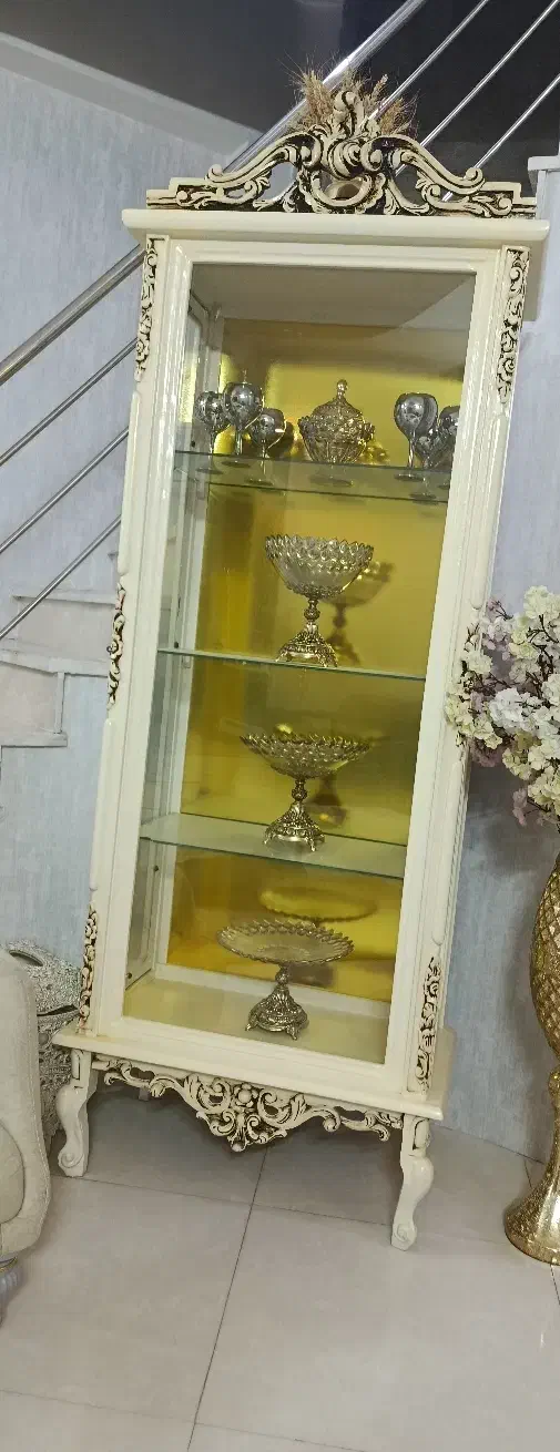 بوفه ویترین چوبی کرم شیک در حد نو|بوفه، ویترین، کنسول|مشهد, مهدی آباد|دیوار