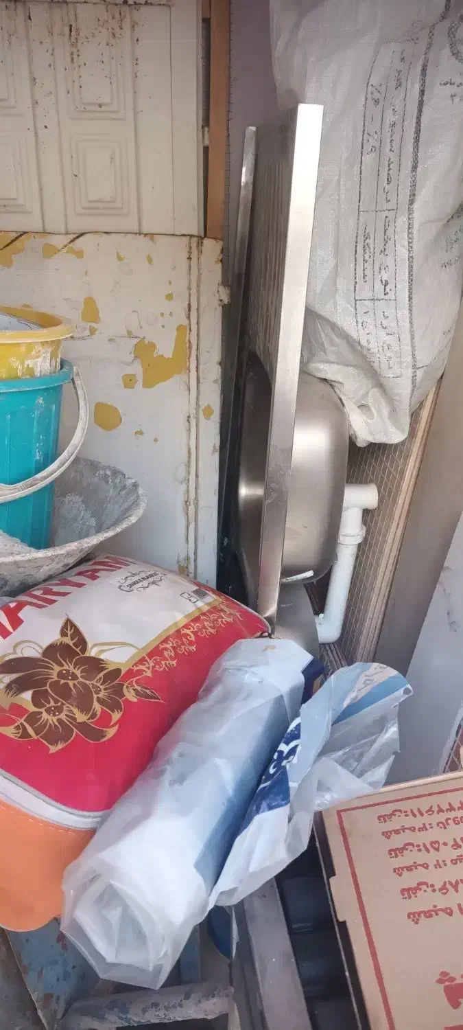 اب چکان و سینگ|آب‌چکان و نظم‌دهنده ظروف|کوهین, |دیوار