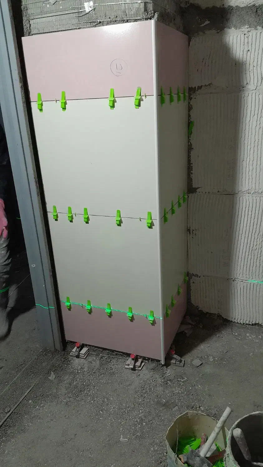 نصب سرامیک چسبی|خدمات پیشه و مهارت|ارومیه, |دیوار