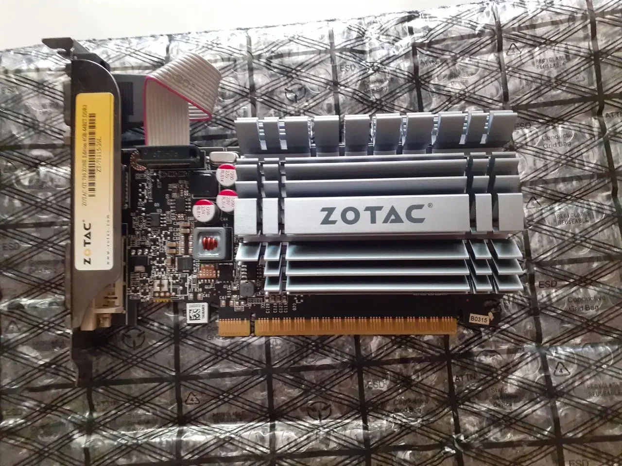 gt730 4g|قطعات و لوازم جانبی رایانه|پرند, فاز ۶|دیوار