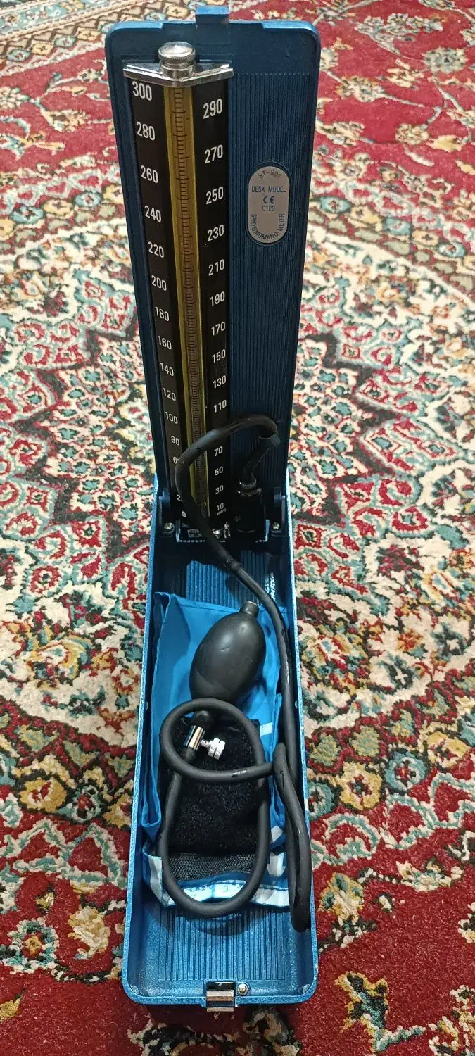 فشار سنج جیوه ای رومیزی قدیمی|پزشکی|رودسر, |دیوار