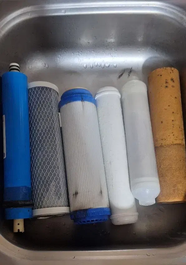 خدمات دستگاه های تصفیه آب|آب‌سردکن و تصفیه آب|صدرا-فارس, فاز ۱|دیوار