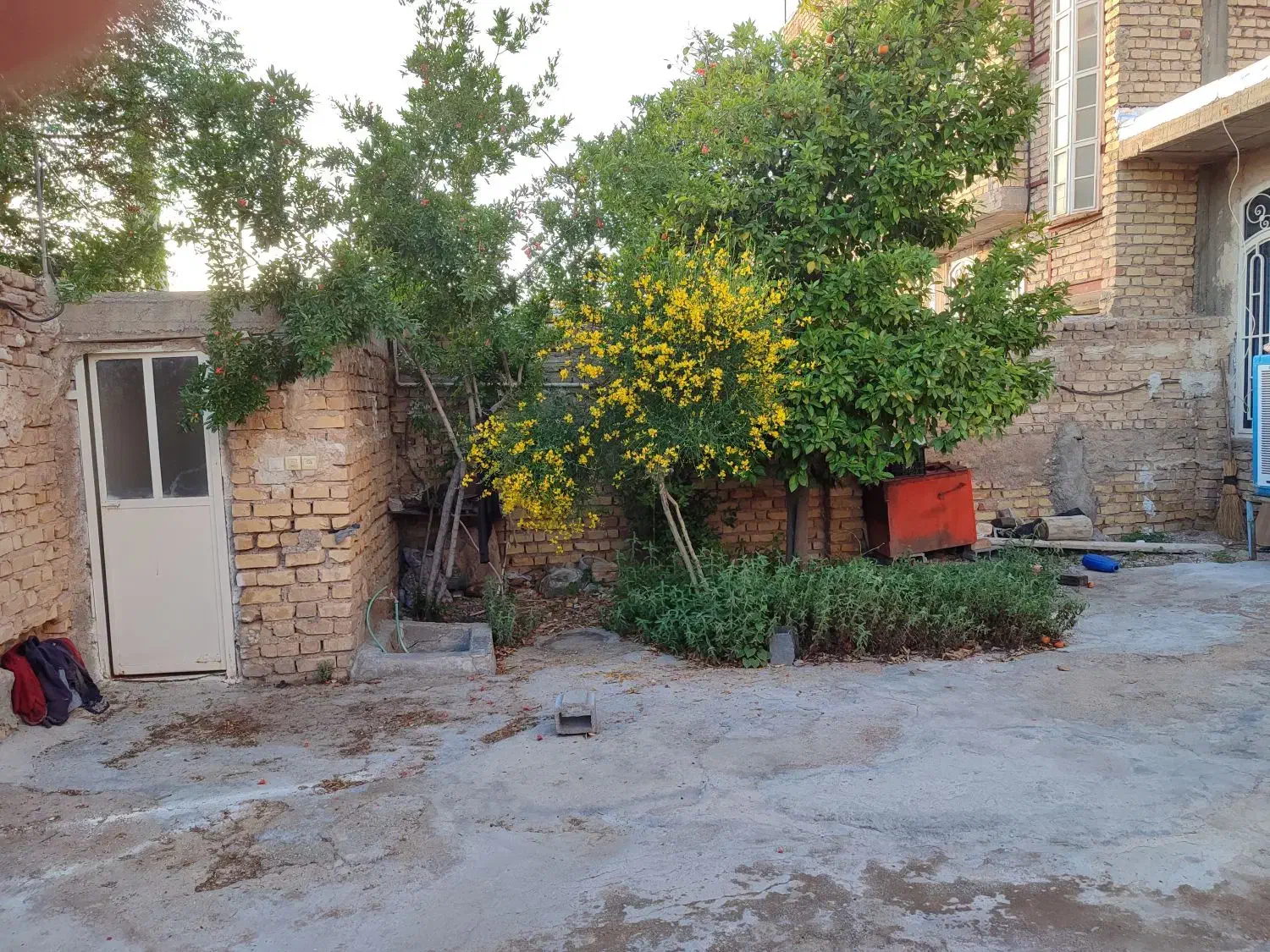 منزل مسکونی فروشی مرودشت|فروش خانه و ویلا|مرودشت, استادیوم|دیوار