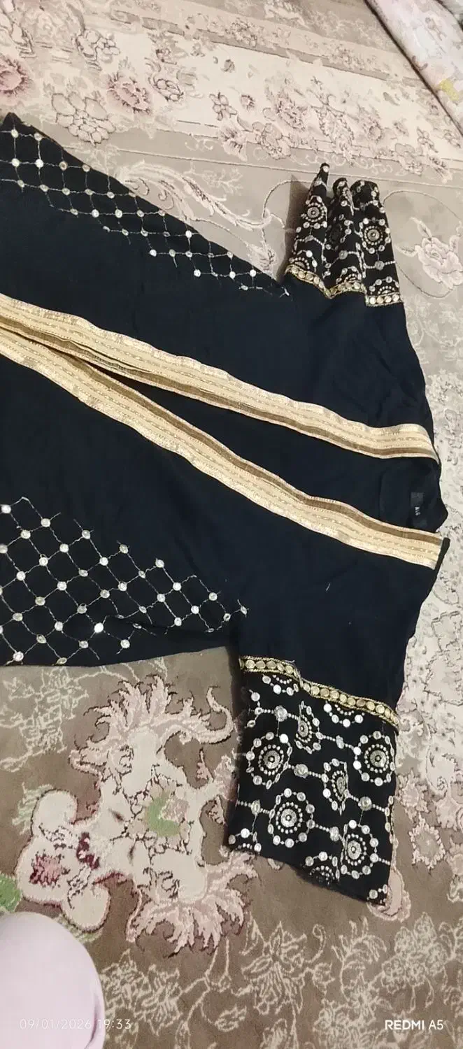 لباس|لباس|پاکدشت, خاتون آباد|دیوار