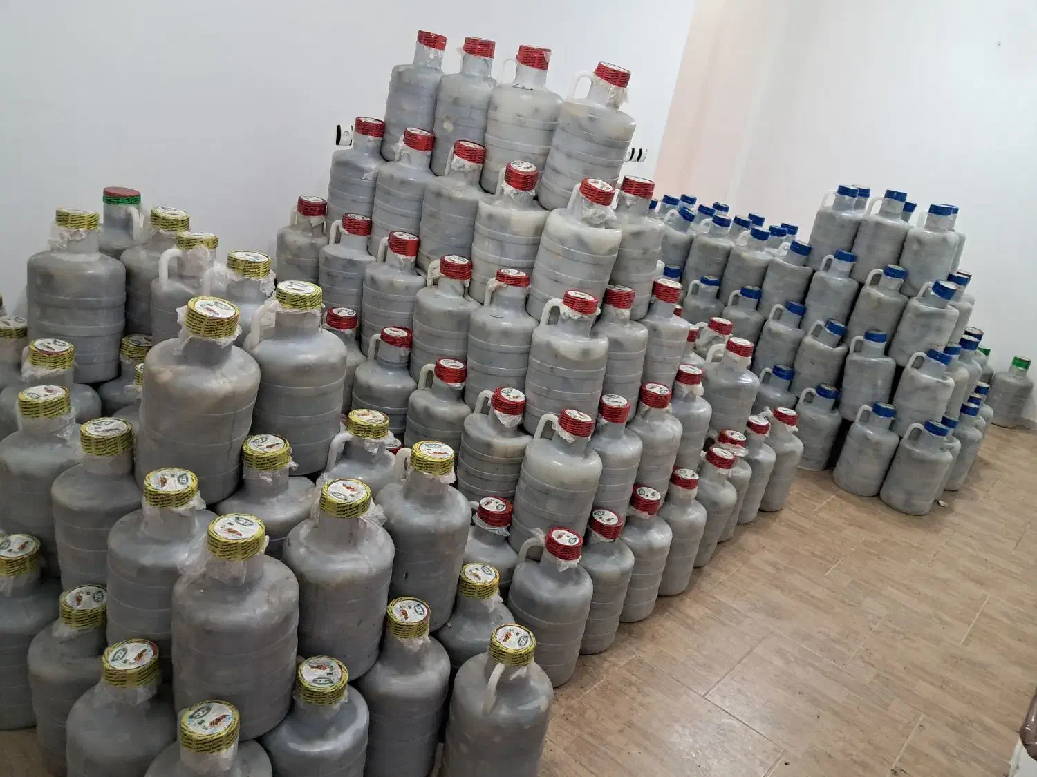 استخدام بازاریابی و فروش|استخدام بازاریابی و فروش|رشت, کوی مهر|دیوار