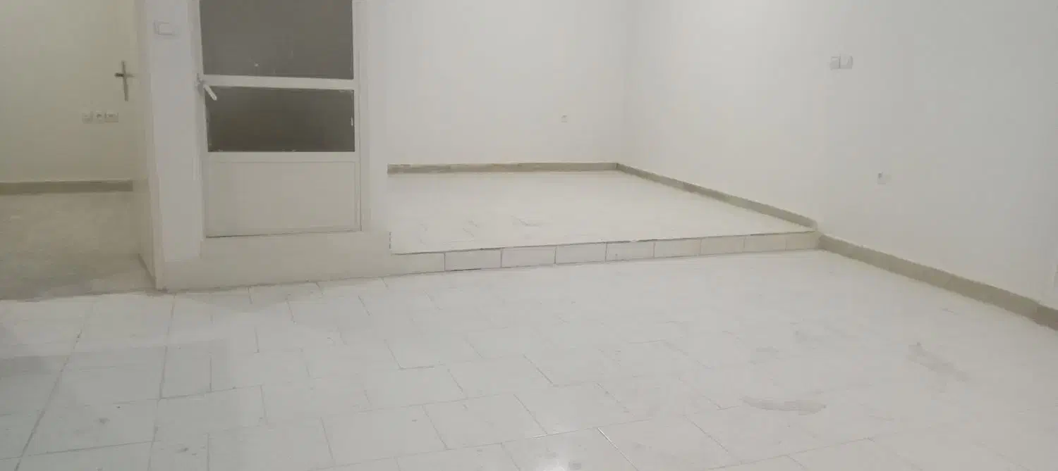 ۶۵ متر یکخوابه طبقه اول باانباری بریانک غربی