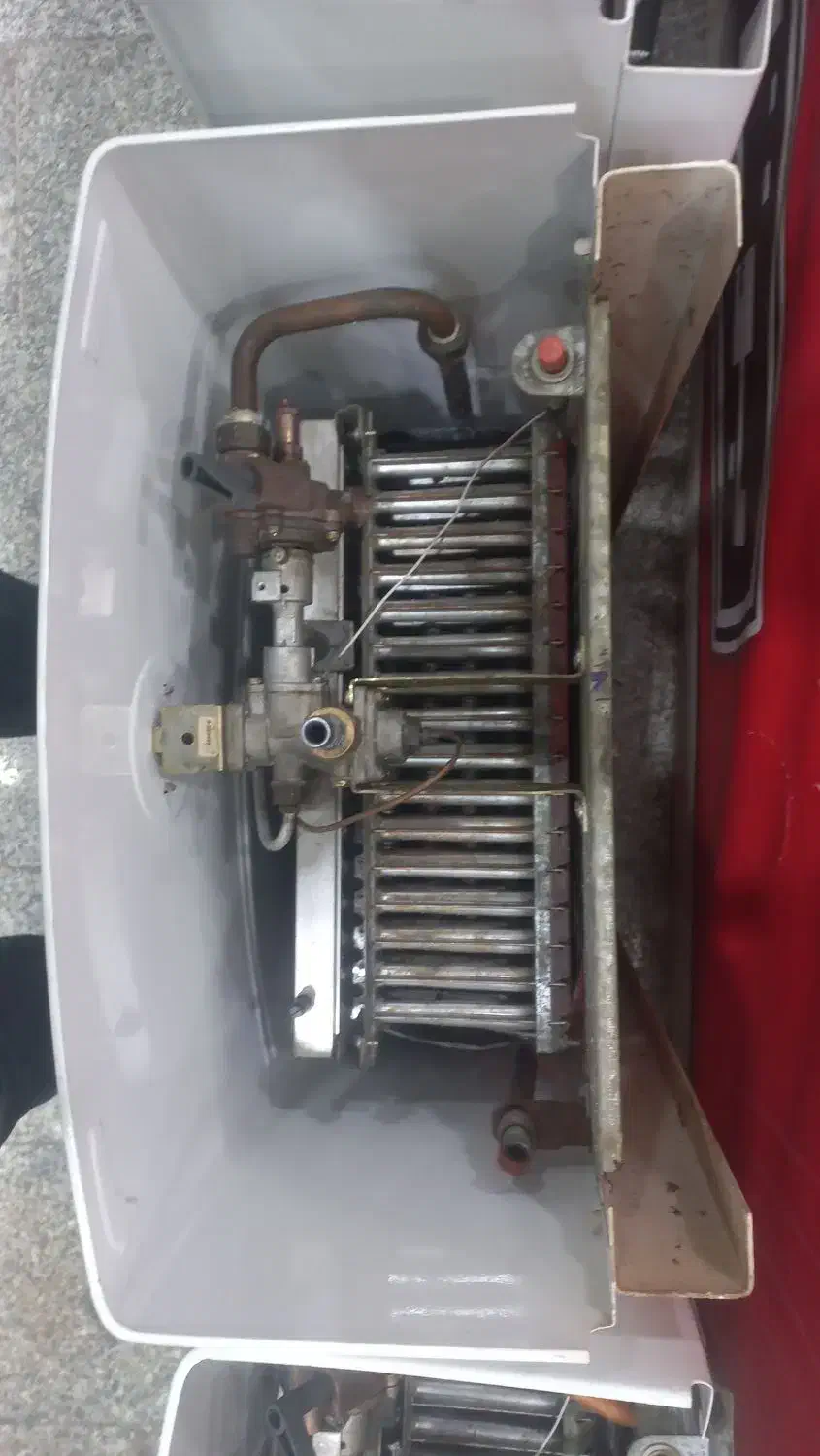 آبگرمکن|آبگرمکن، پکیج، شوفاژ|بروجرد, |دیوار