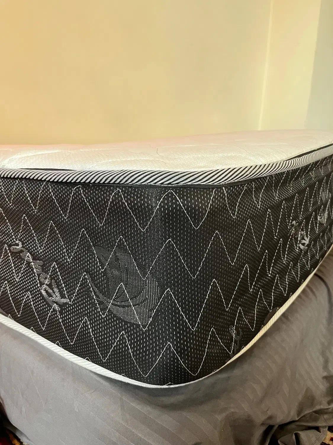 تشک|تشک تختخواب|اصفهان, سعادت‌آباد|دیوار