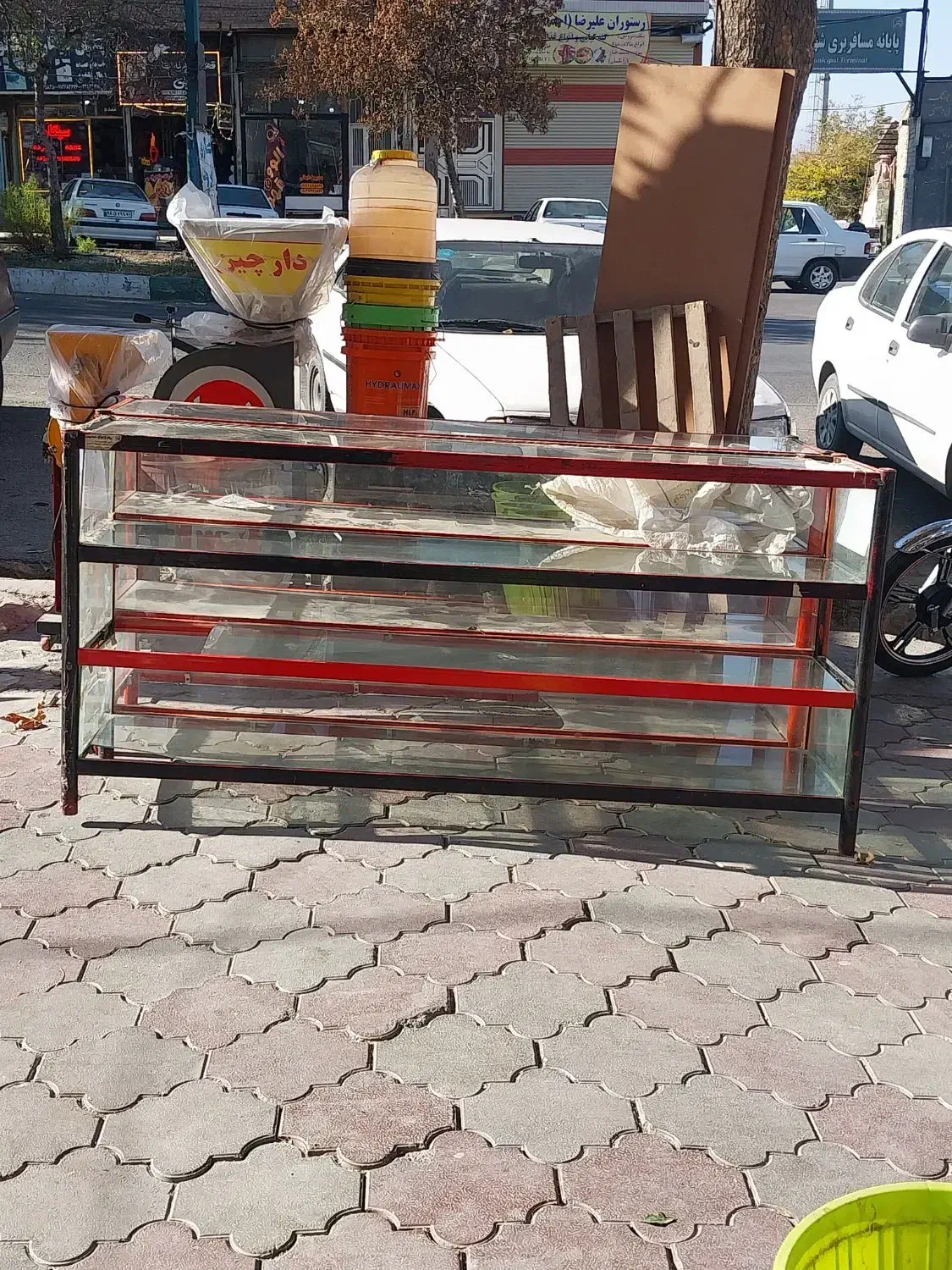 ویترین شیشه ای|فروشگاه و مغازه|مشگین شهر, |دیوار