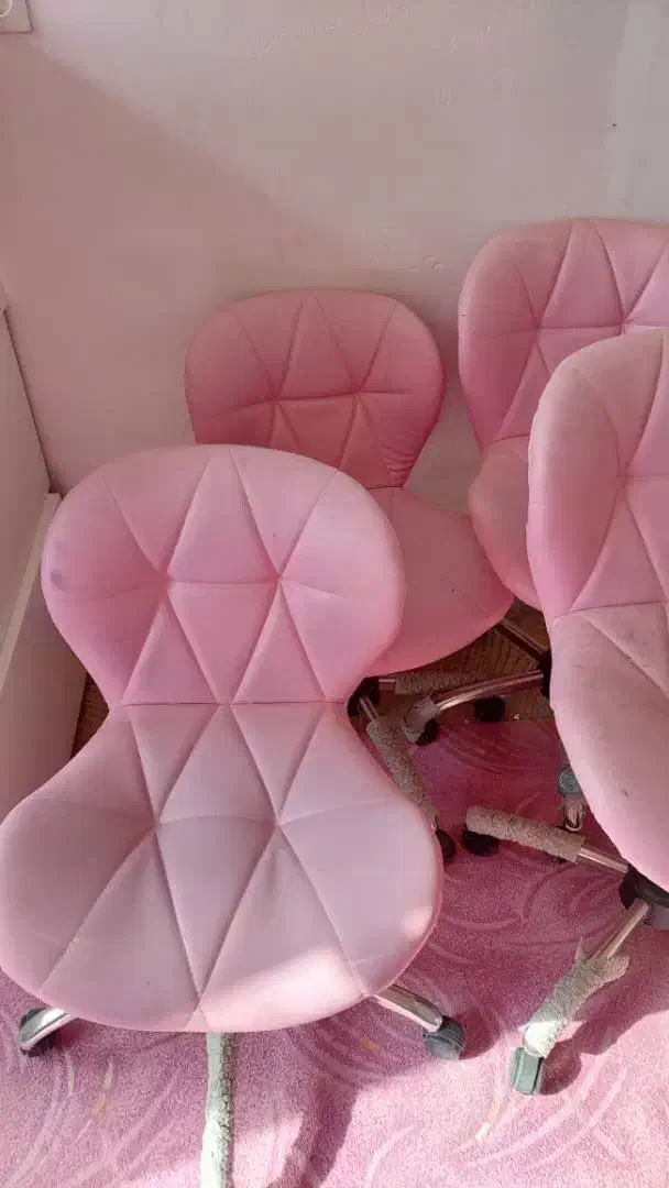 صندلی اصلاح و صندلی استاد کار|آرایشگاه و سالنهای زیبایی|بروجرد, |دیوار