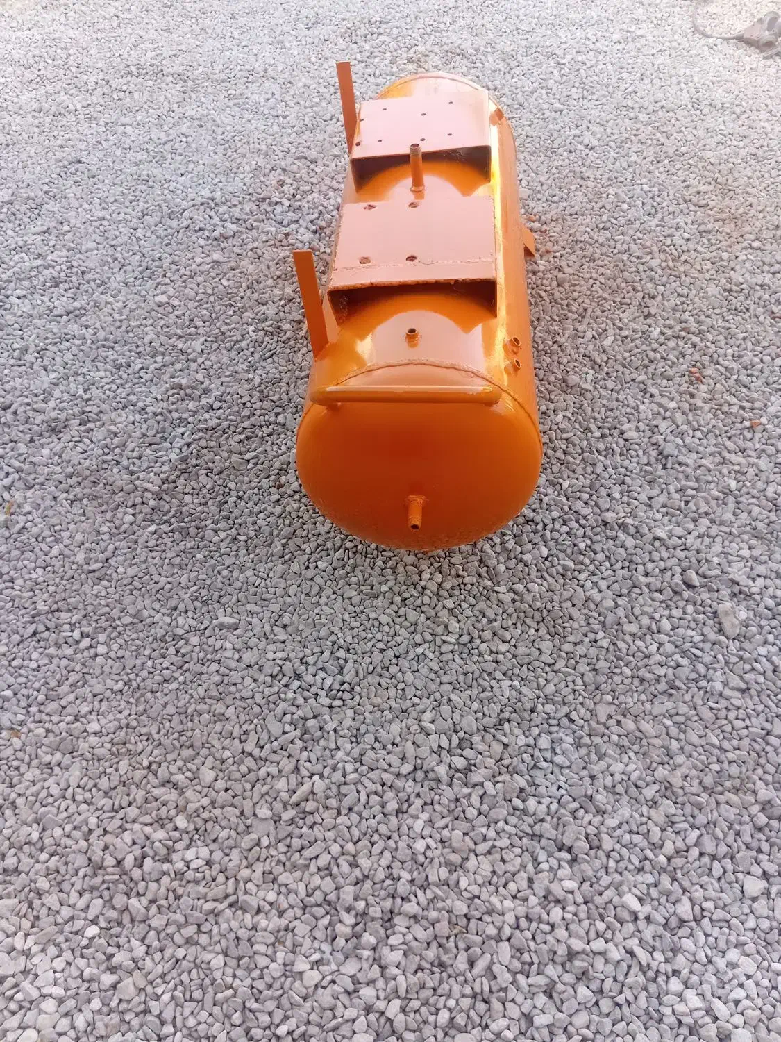 فروش یک عدد مخزن موتور باد|ابزارآلات|شیراز, قلعه شاهزاده بیگم|دیوار