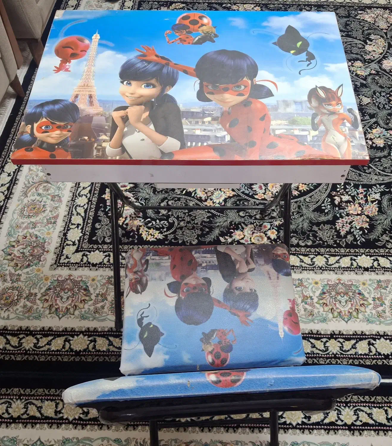 میز تحریر|میز تحریر و کامپیوتر|صومعه‌سرا, |دیوار